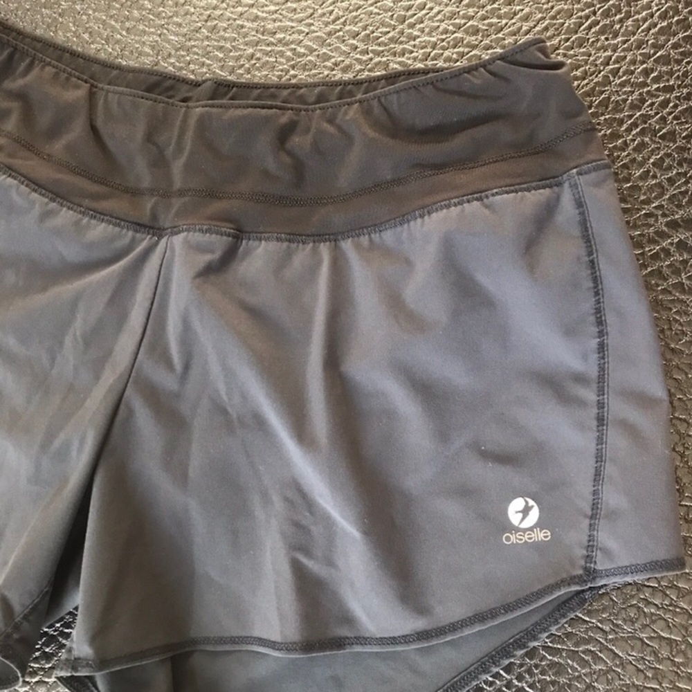 Black Oiselle Roga running shorts